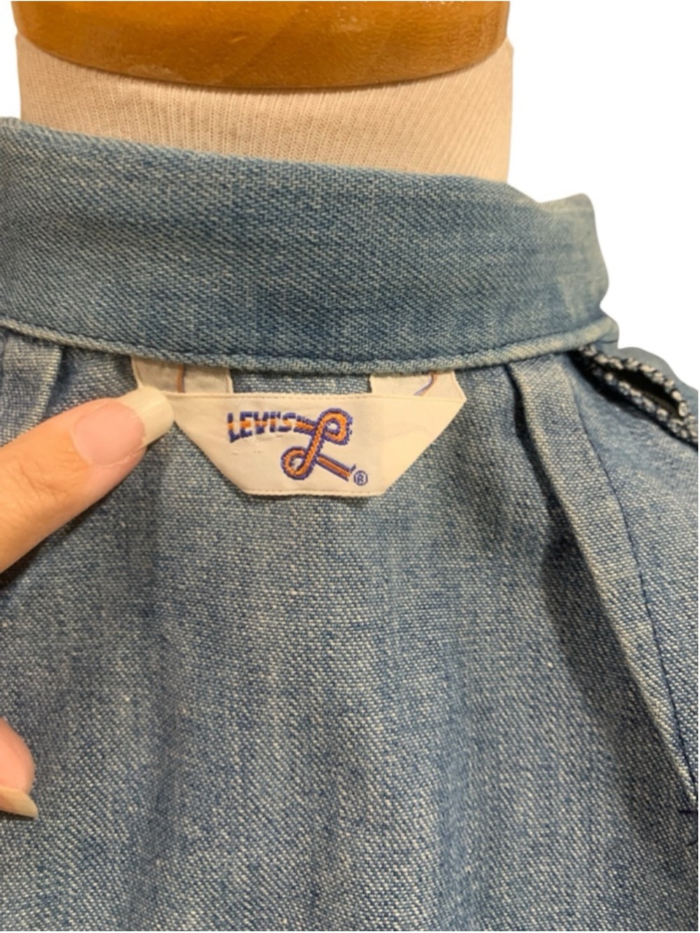 Vntg 70’s Women's Levi's Blue Denim Jean Jacket/Blazer with pockets - Picture 8 of 9